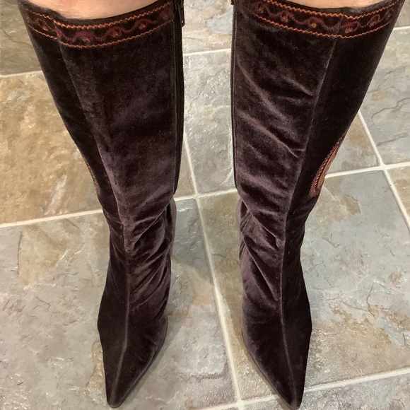 Fab Boho Suede Boots - Picture 10 of 11